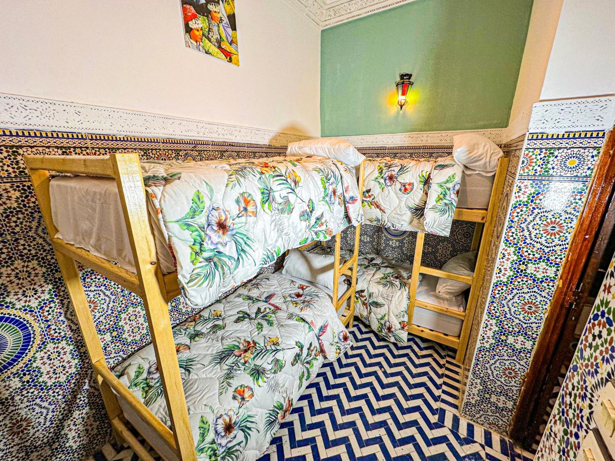 Hostel Speakeasy Fès Exteriör bild